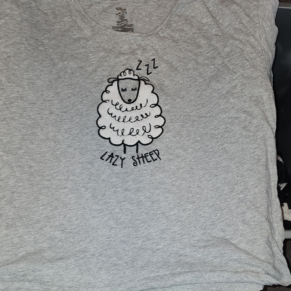 Secret Treasures Heather Gray Sleepwear Top